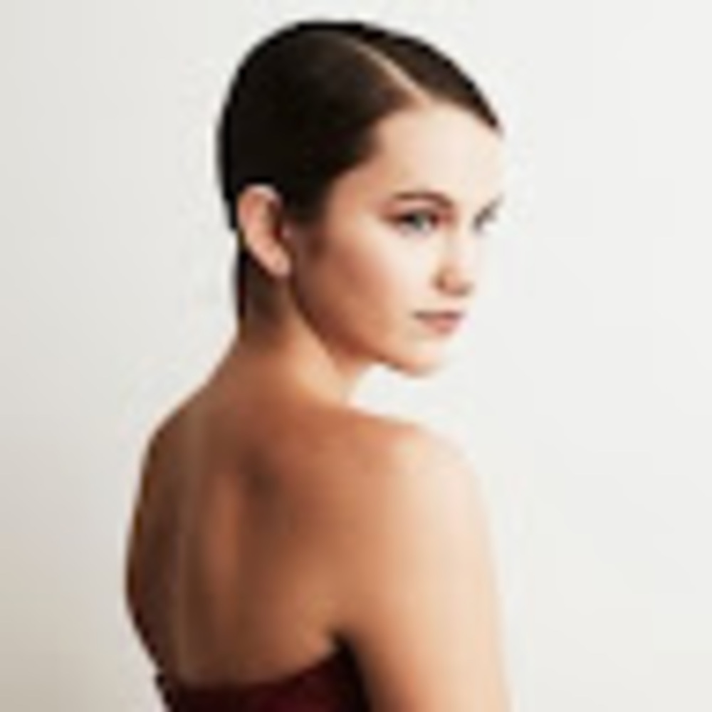 Meet your Posher, Chloe